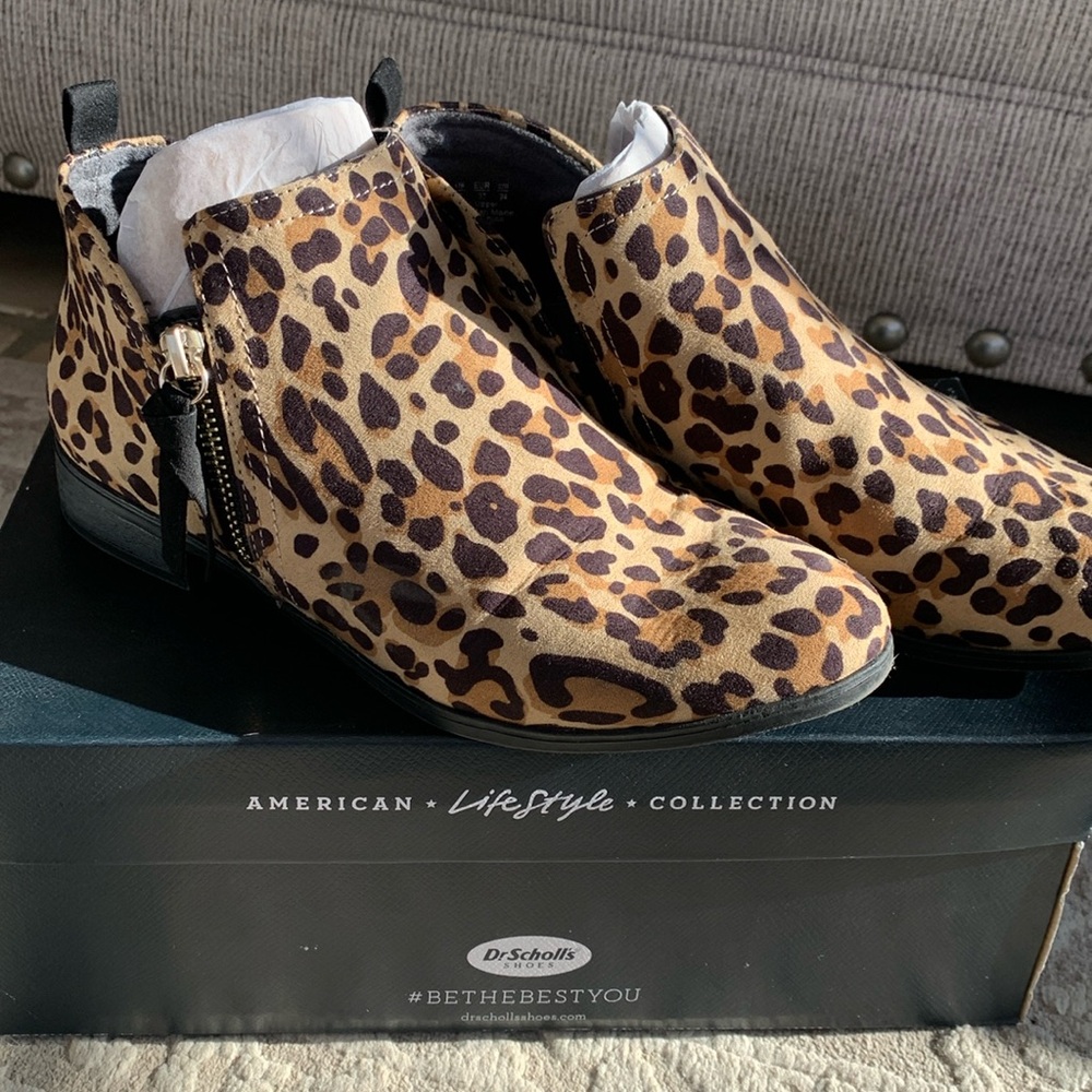 Women Dr. Scholl Leopard booties